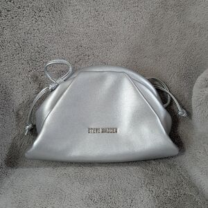 Steve Madden Hailee Silver Crossbody
